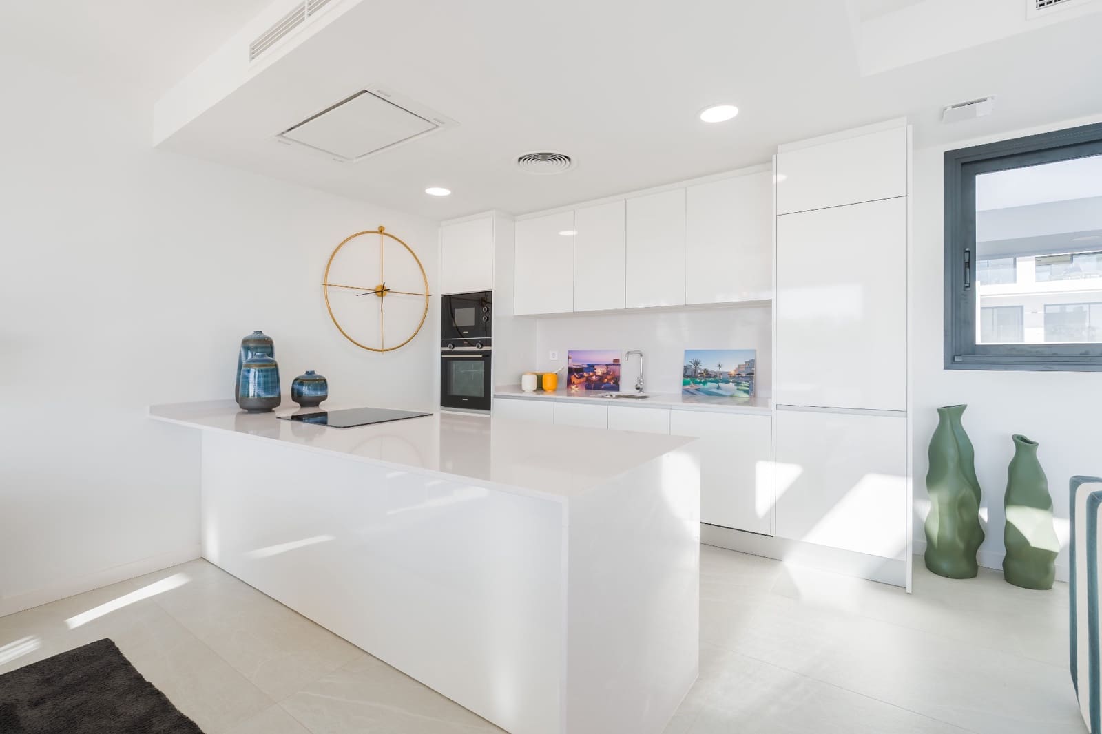 3 slaapkamer Appartement te koop in Estepona met zwembad - € 755.000 (Ref: 9650426)