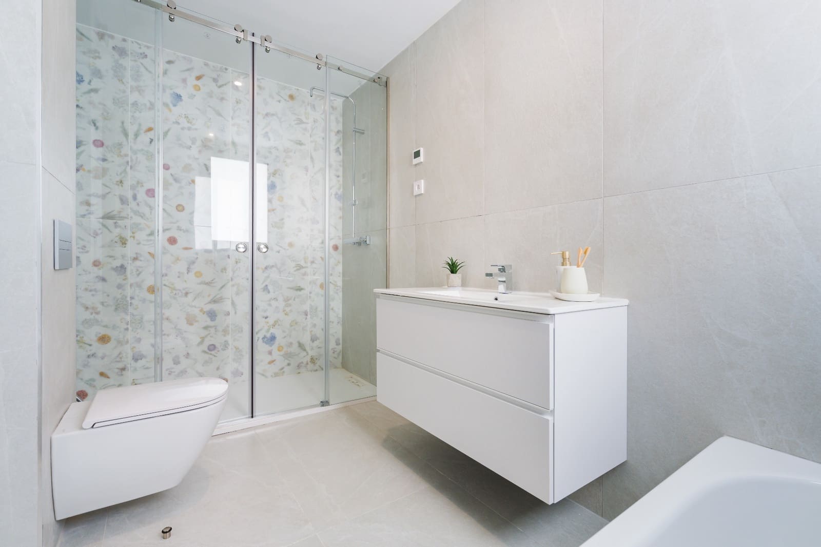 3 slaapkamer Appartement te koop in Estepona met zwembad - € 755.000 (Ref: 9650426)