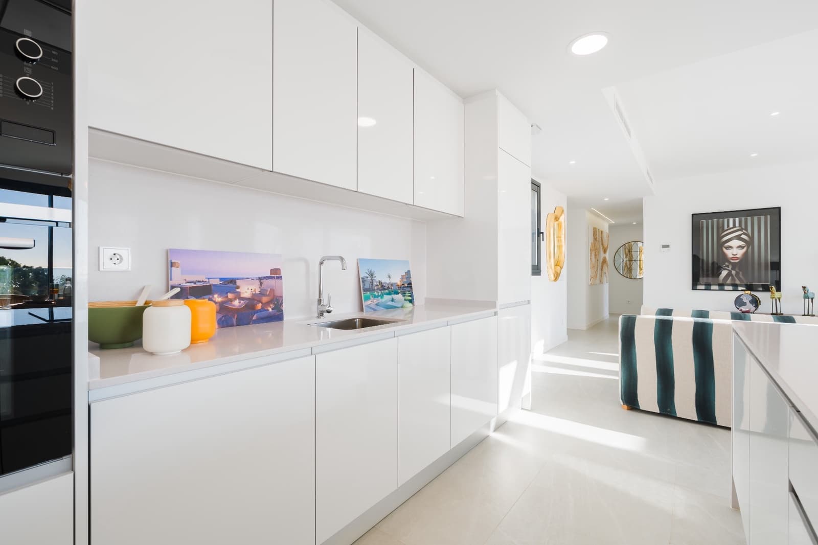 3 slaapkamer Appartement te koop in Estepona met zwembad - € 755.000 (Ref: 9650426)