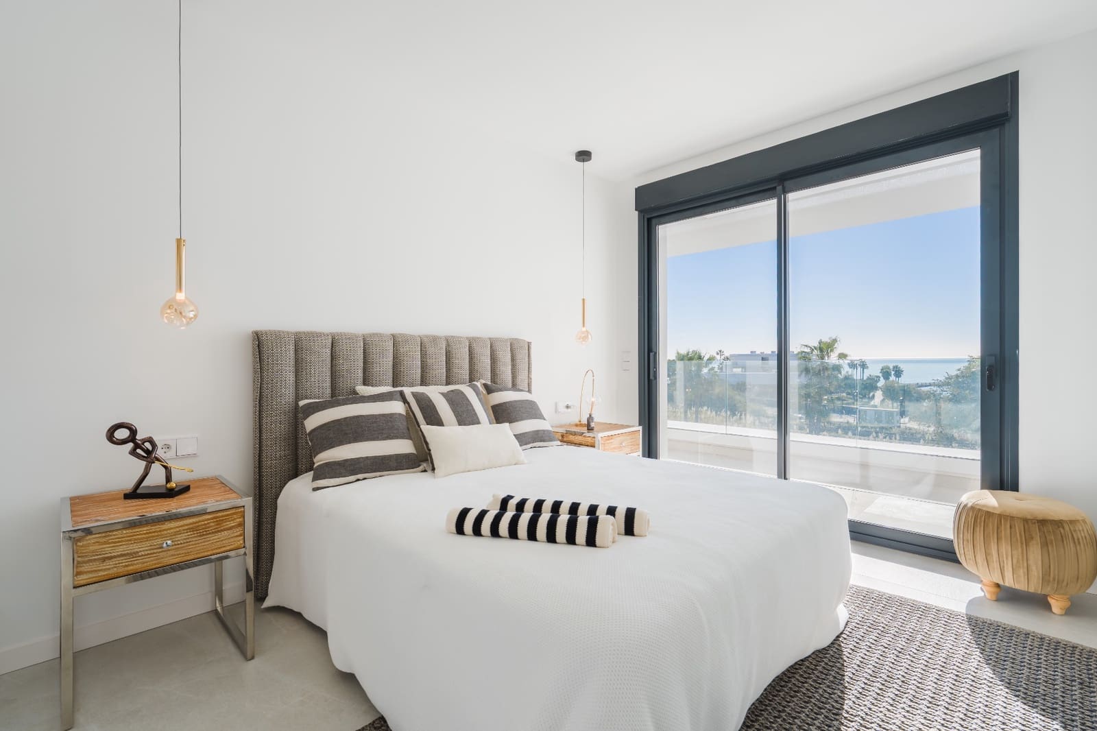 3 slaapkamer Appartement te koop in Estepona met zwembad - € 755.000 (Ref: 9650426)