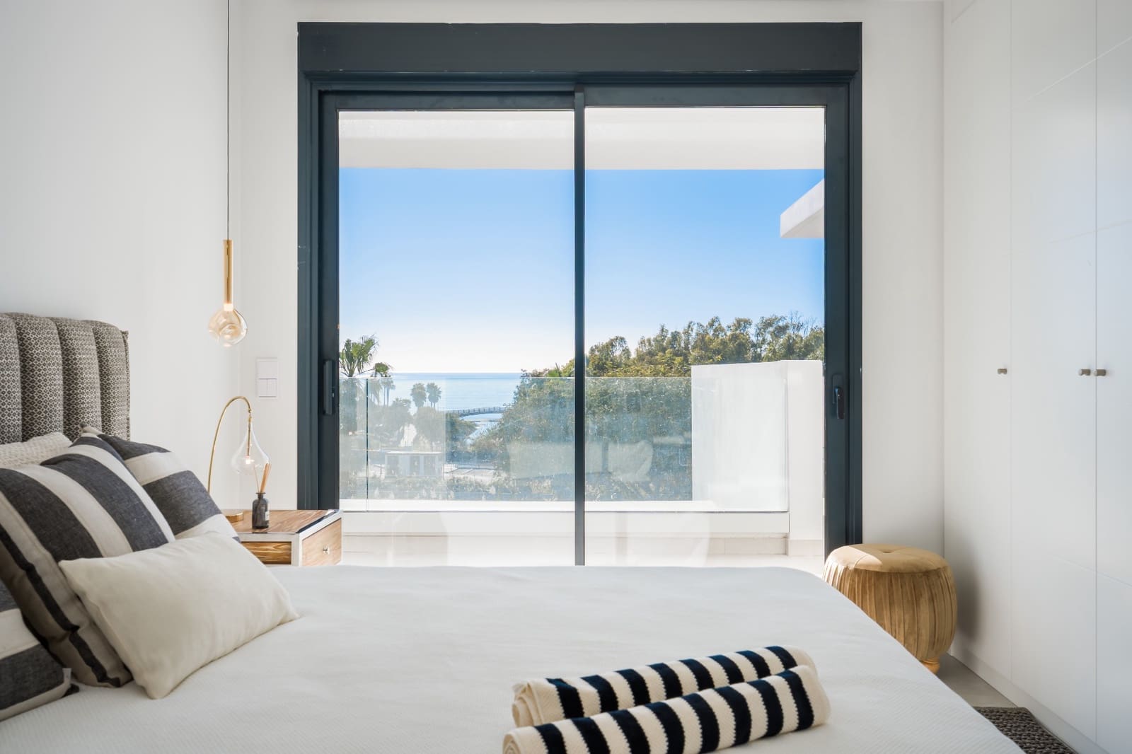 3 slaapkamer Appartement te koop in Estepona met zwembad - € 755.000 (Ref: 9650426)