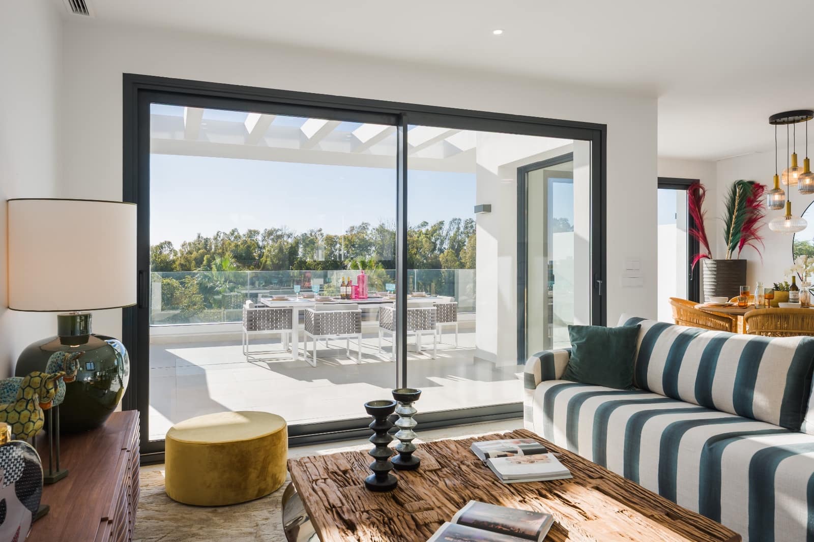 3 slaapkamer Appartement te koop in Estepona met zwembad - € 755.000 (Ref: 9650426)