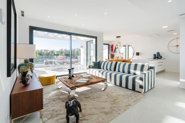 3 sovrum Lägenhet till salu i Guadalobón, Estepona med pool - 755 000 € (Ref: 9650426)