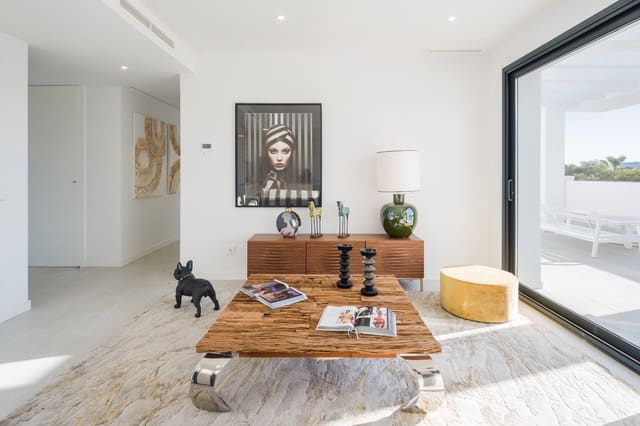 3 sovrum Lägenhet till salu i Guadalobón, Estepona med pool - 755 000 € (Ref: 9650426)