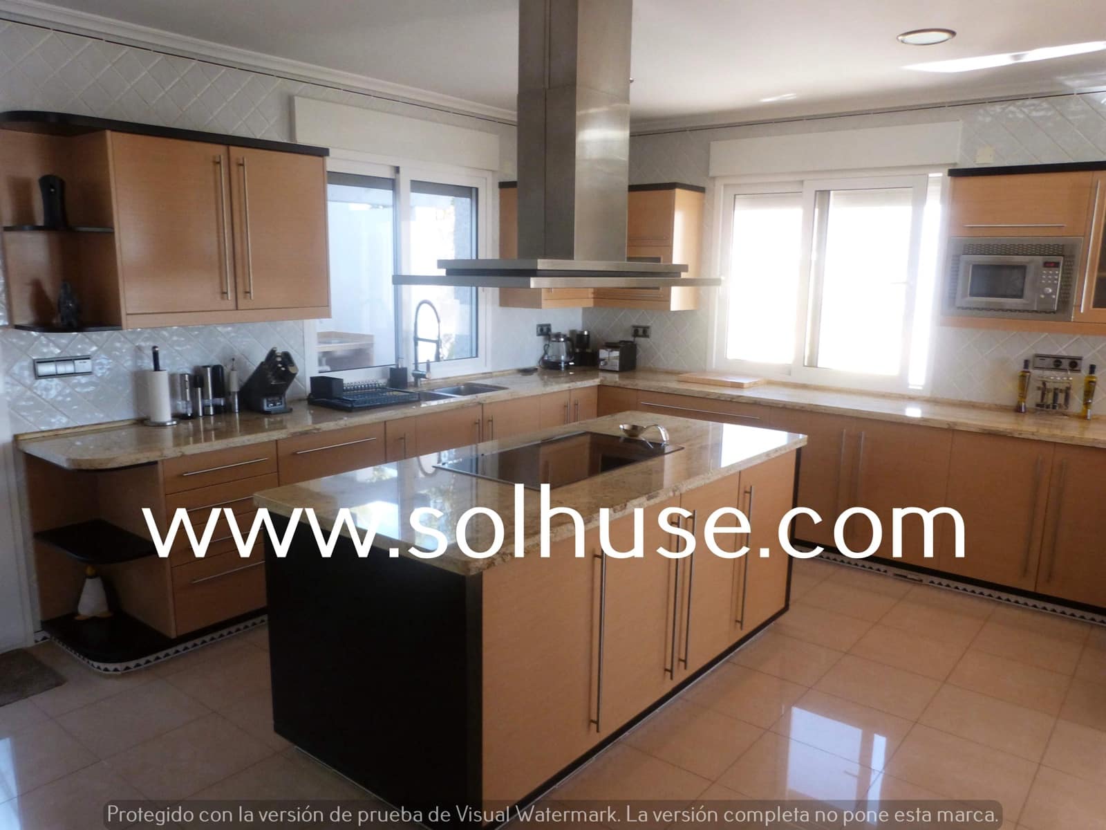 5 soveværelse Villa til salg i Isla Plana med swimmingpool garage - € 1.390.000 (Ref: 7343250)