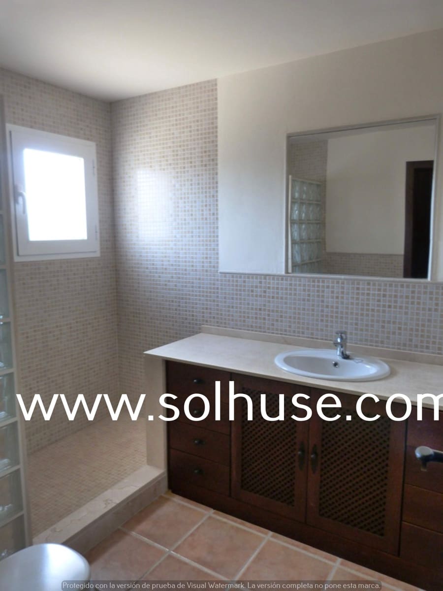 3 makuuhuone Huvila myytävänä paikassa Las Palas mukana 
autotalli - 275 000 € (Ref: 7468041)