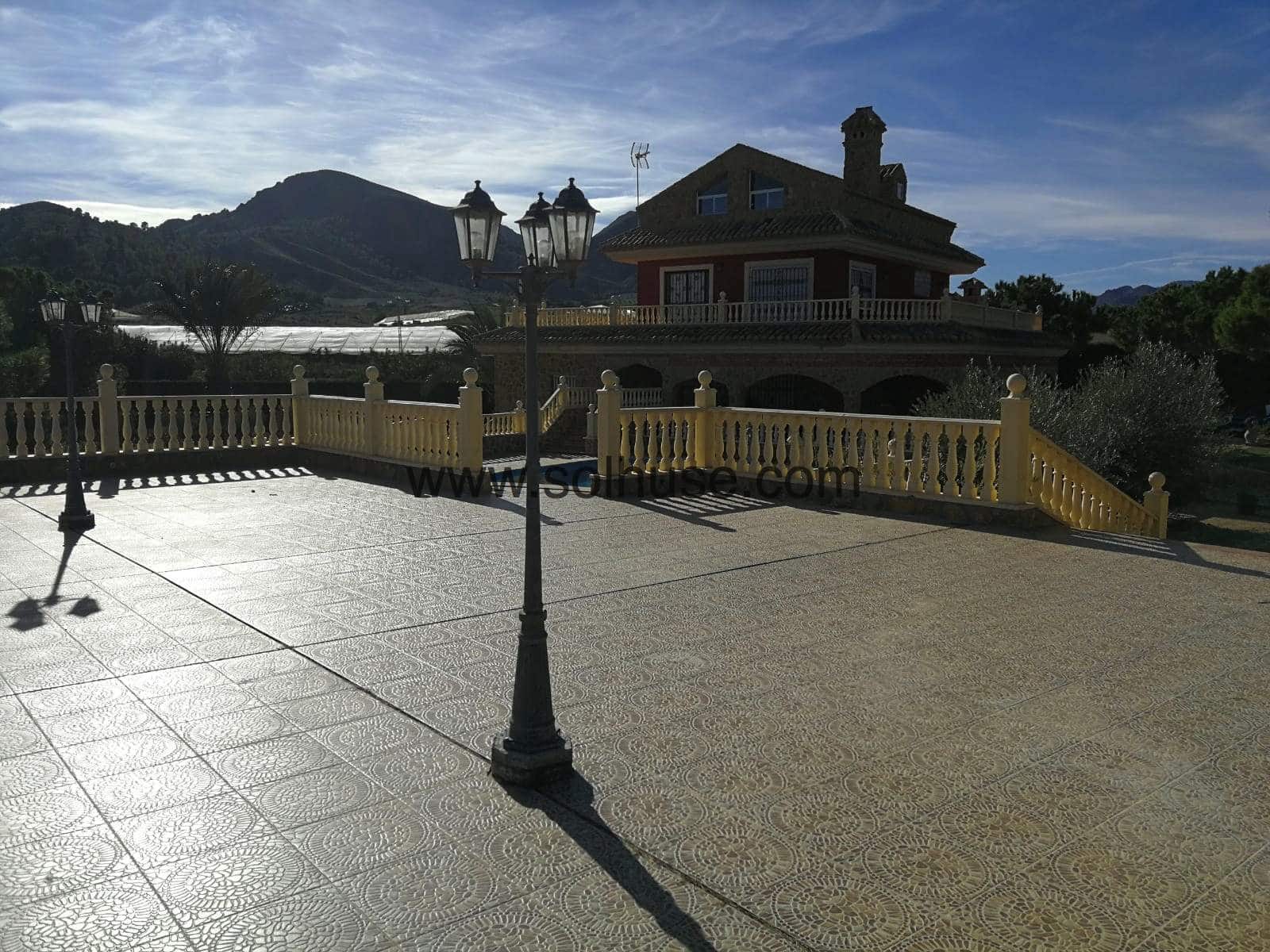 5 soveværelse Villa til salg i Atalaya med swimmingpool garage - € 589.000 (Ref: 7799016)