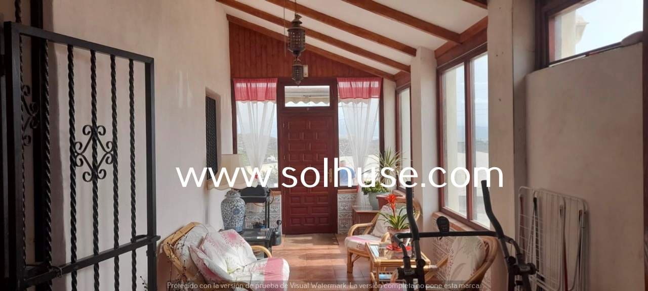 3 sypialnia Finka/Dom wiejski na sprzedaż w Leiva z garażem - 219 000 € (Ref: 7856005)