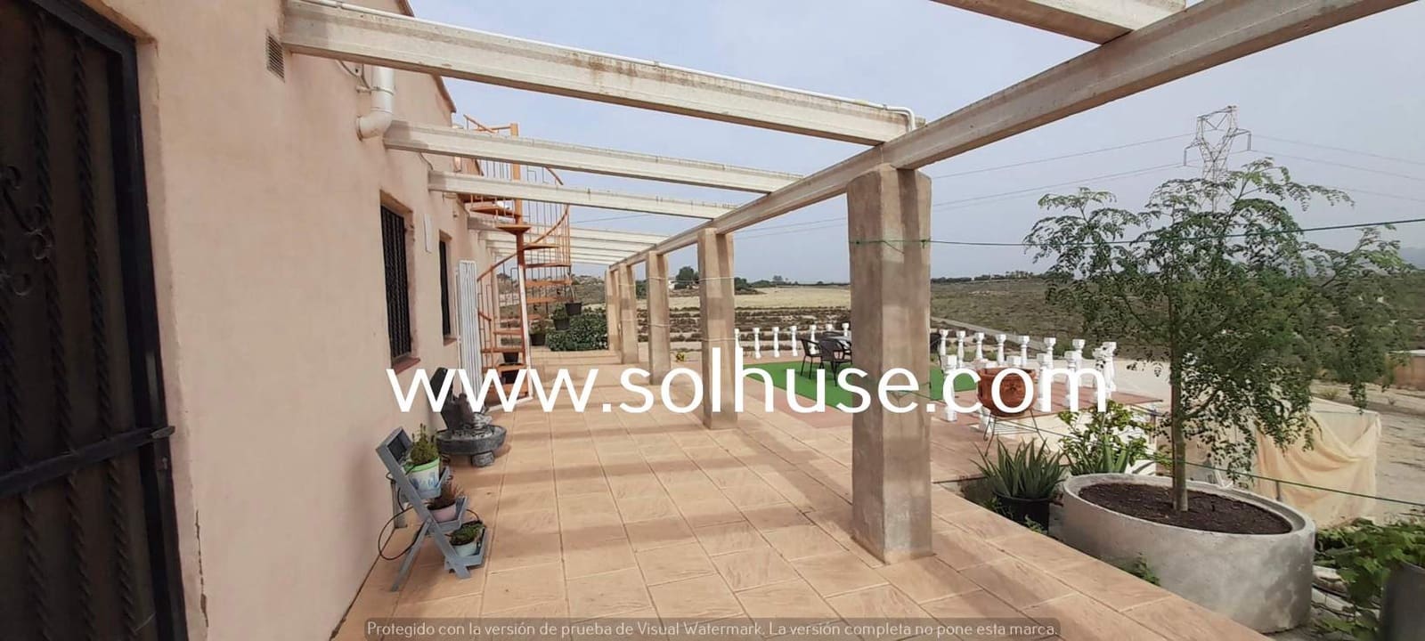 3 sypialnia Finka/Dom wiejski na sprzedaż w Leiva z garażem - 219 000 € (Ref: 7856005)