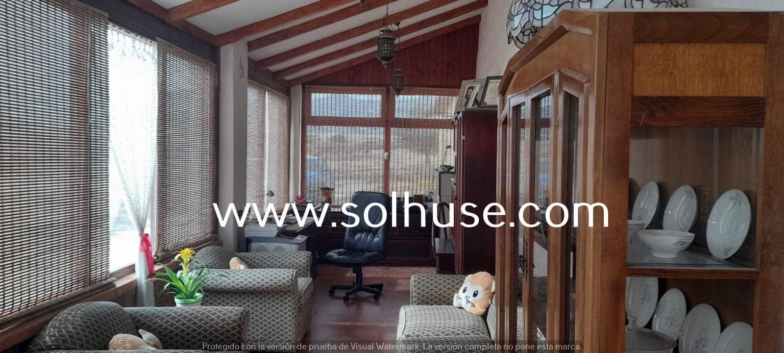 3 sypialnia Finka/Dom wiejski na sprzedaż w Leiva z garażem - 219 000 € (Ref: 7856005)