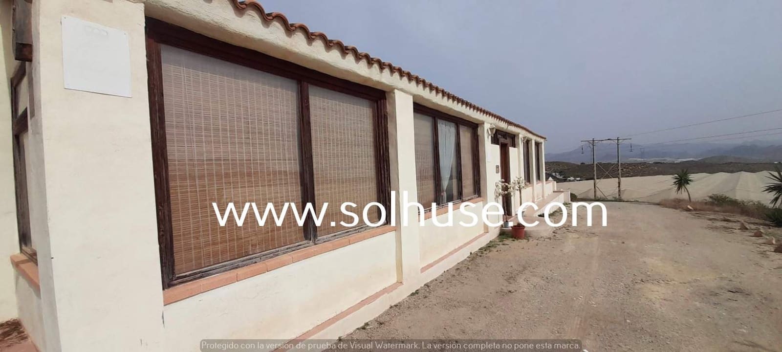 3 sypialnia Finka/Dom wiejski na sprzedaż w Leiva z garażem - 219 000 € (Ref: 7856005)