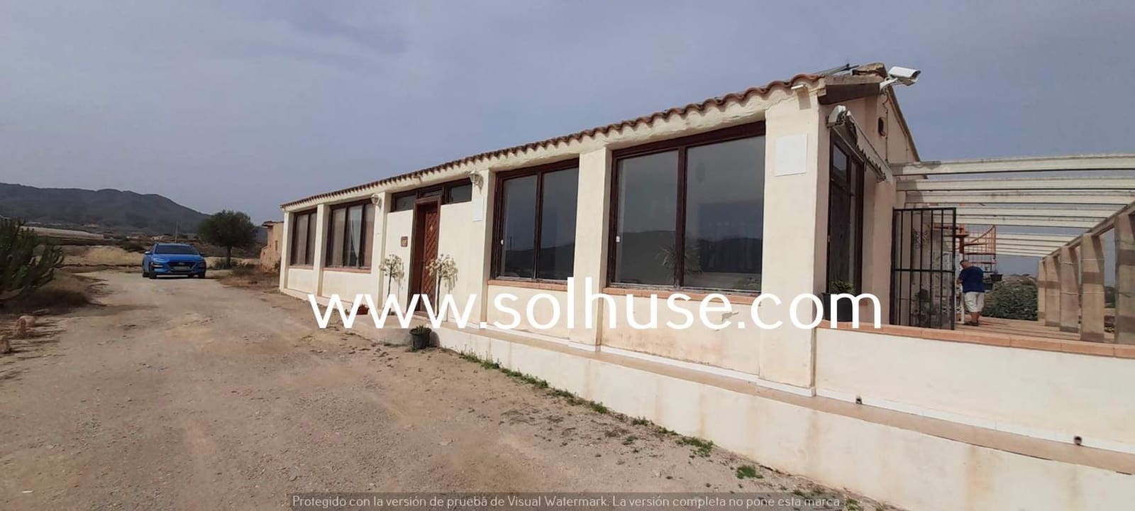 3 sypialnia Finka/Dom wiejski na sprzedaż w Leiva z garażem - 219 000 € (Ref: 7856005)