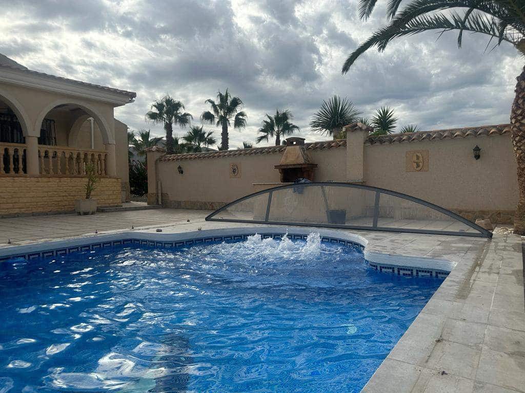 4 sypialnia Finka/Dom wiejski na sprzedaż w Leiva - 535 000 € (Ref: 7893395)