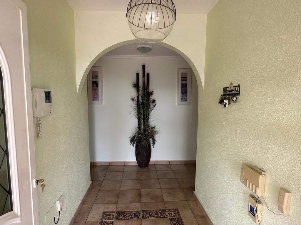 4 sypialnia Finka/Dom wiejski na sprzedaż w Leiva - 535 000 € (Ref: 7893395)