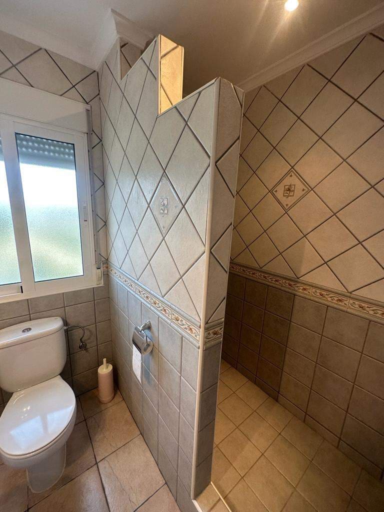 4 sypialnia Finka/Dom wiejski na sprzedaż w Leiva - 535 000 € (Ref: 7893395)