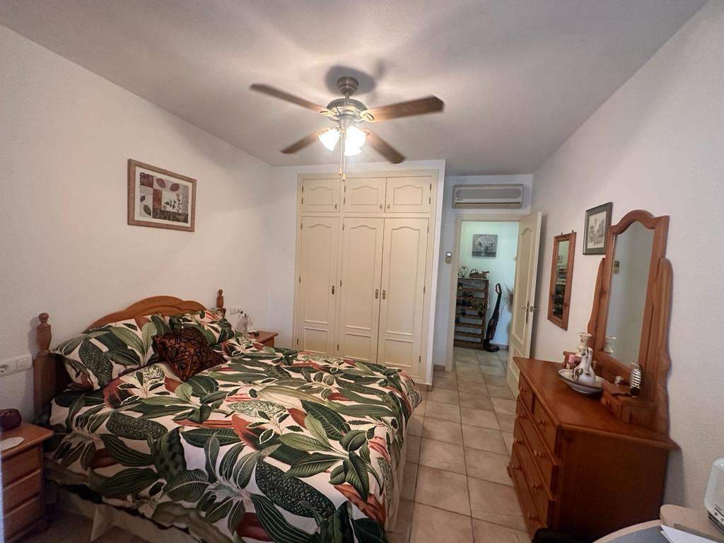 4 sypialnia Finka/Dom wiejski na sprzedaż w Leiva - 535 000 € (Ref: 7893395)