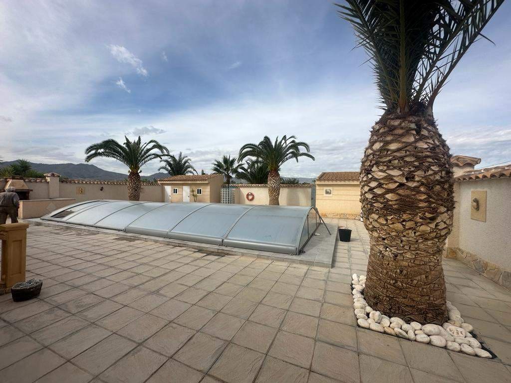 4 sypialnia Finka/Dom wiejski na sprzedaż w Leiva - 535 000 € (Ref: 7893395)