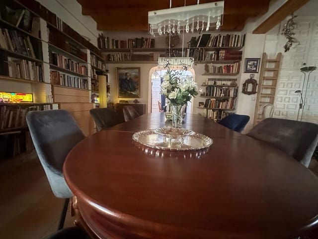 8 soveværelse Finca/Landehus til salg i Aguilas - € 950.000 (Ref: 8473990)