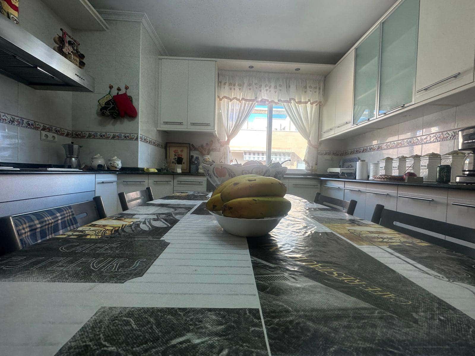 3 bedroom Apartment for sale in Puerto de Mazarron - € 199,900 (Ref: 8580103)