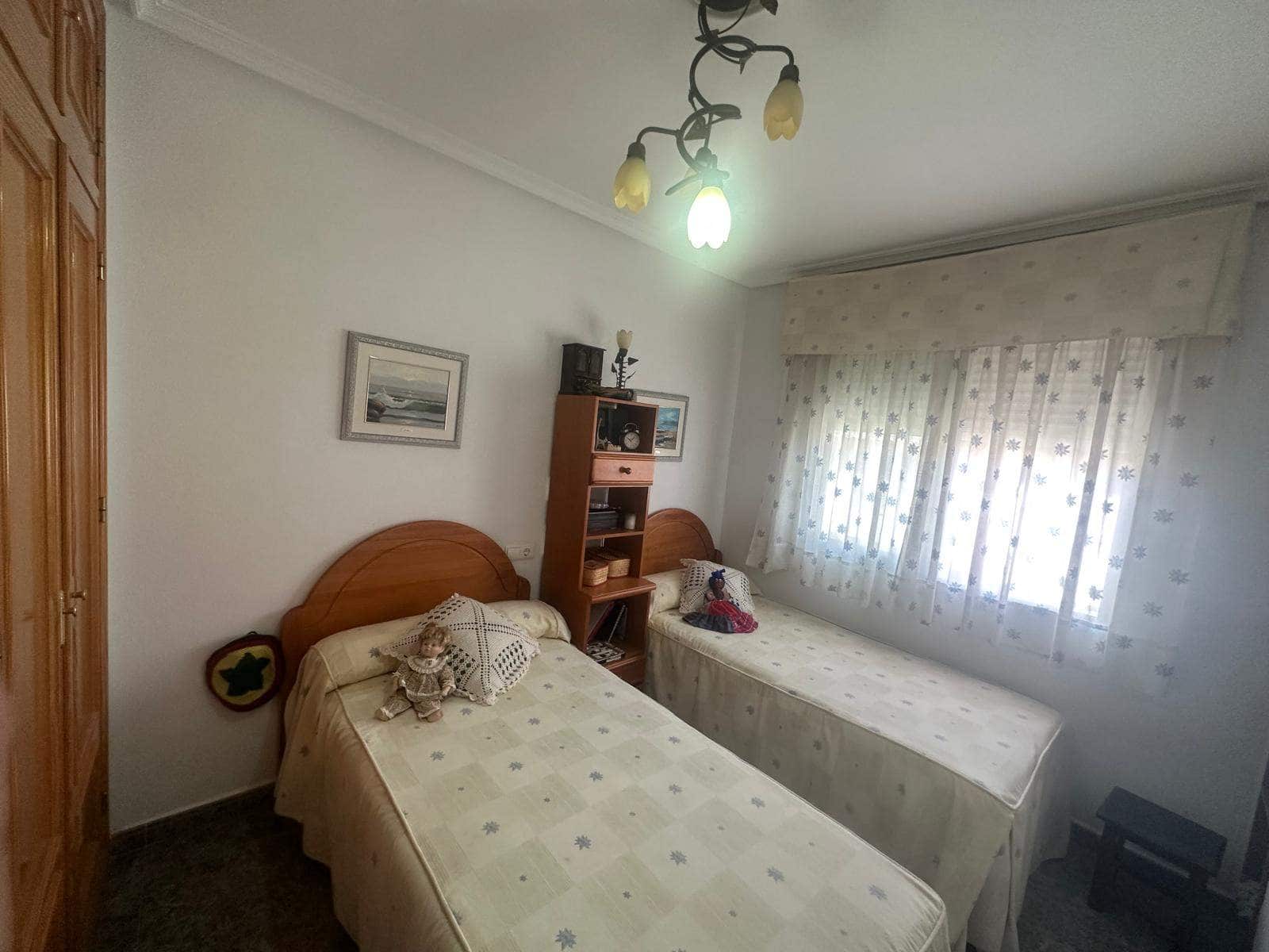 3 bedroom Apartment for sale in Puerto de Mazarron - € 199,900 (Ref: 8580103)