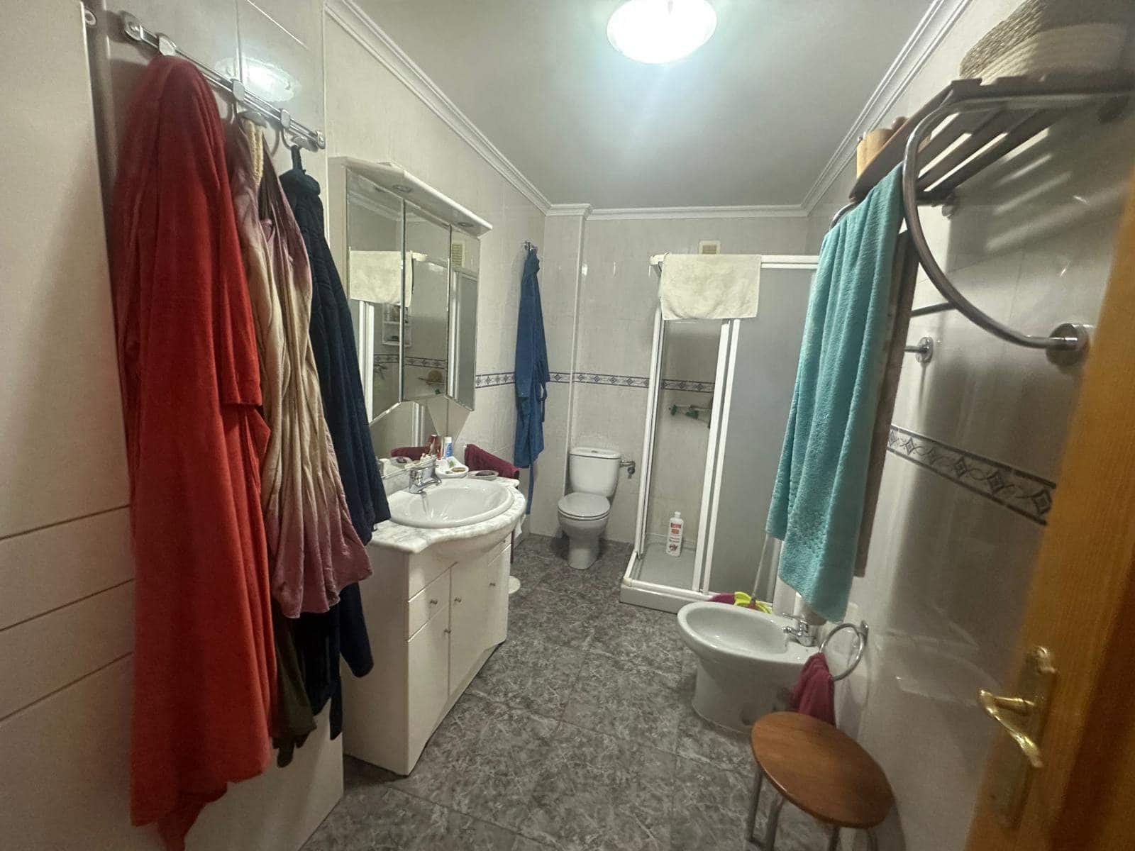 3 bedroom Apartment for sale in Puerto de Mazarron - € 199,900 (Ref: 8580103)