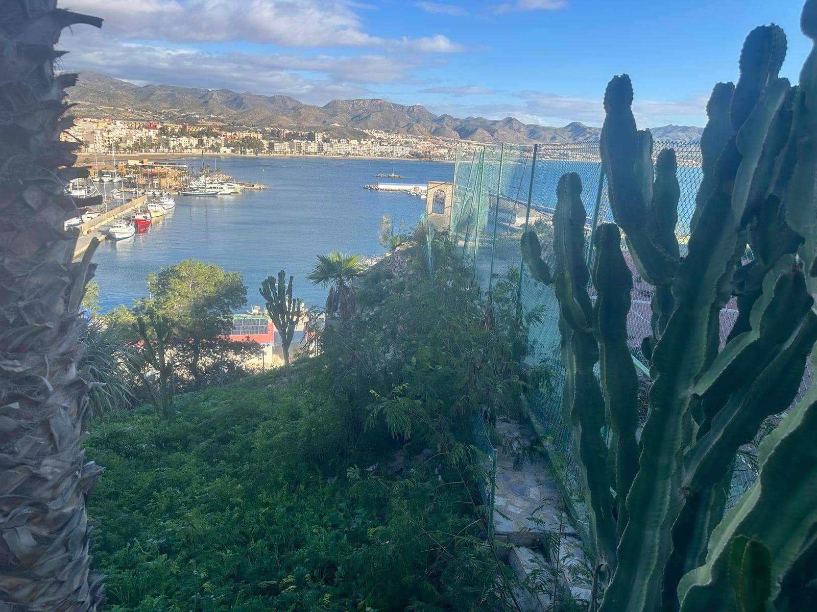 5 quarto Moradia para venda em Puerto de Mazarron - 699 900 € (Ref: 9004024)