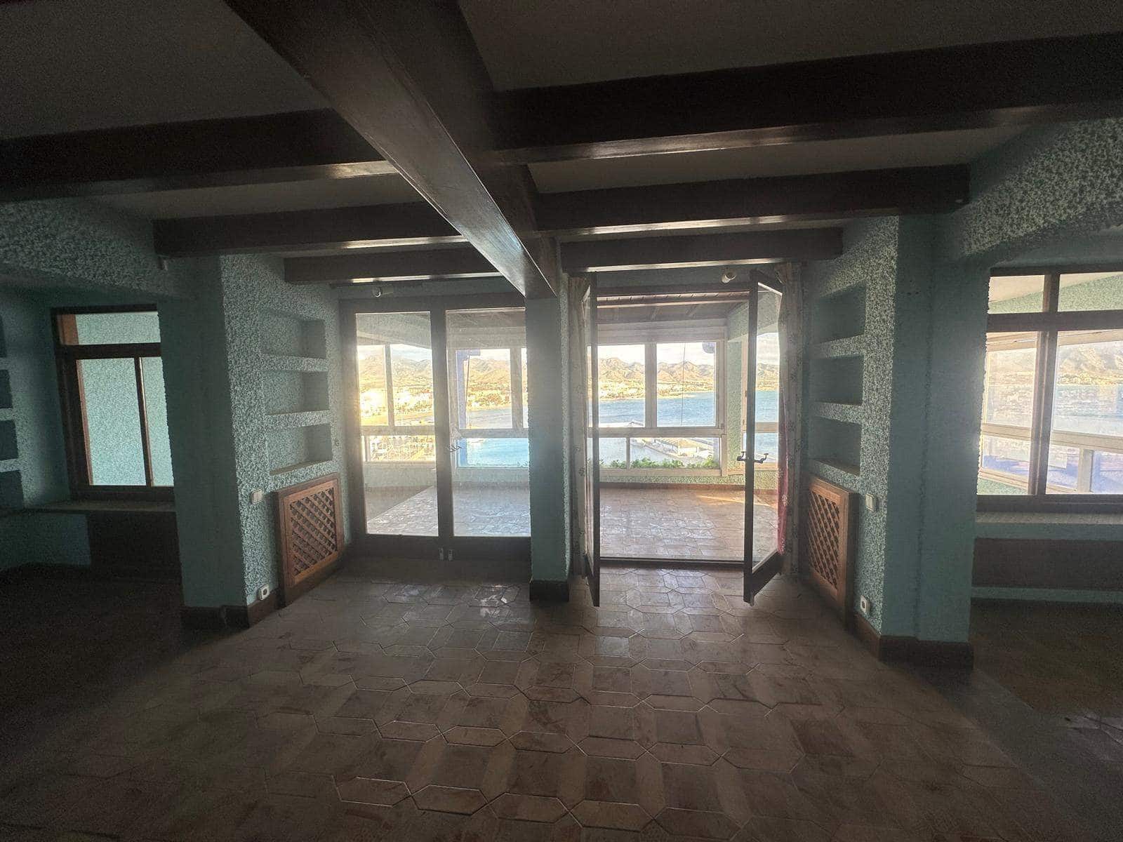 5 quarto Moradia para venda em Puerto de Mazarron - 699 900 € (Ref: 9004024)