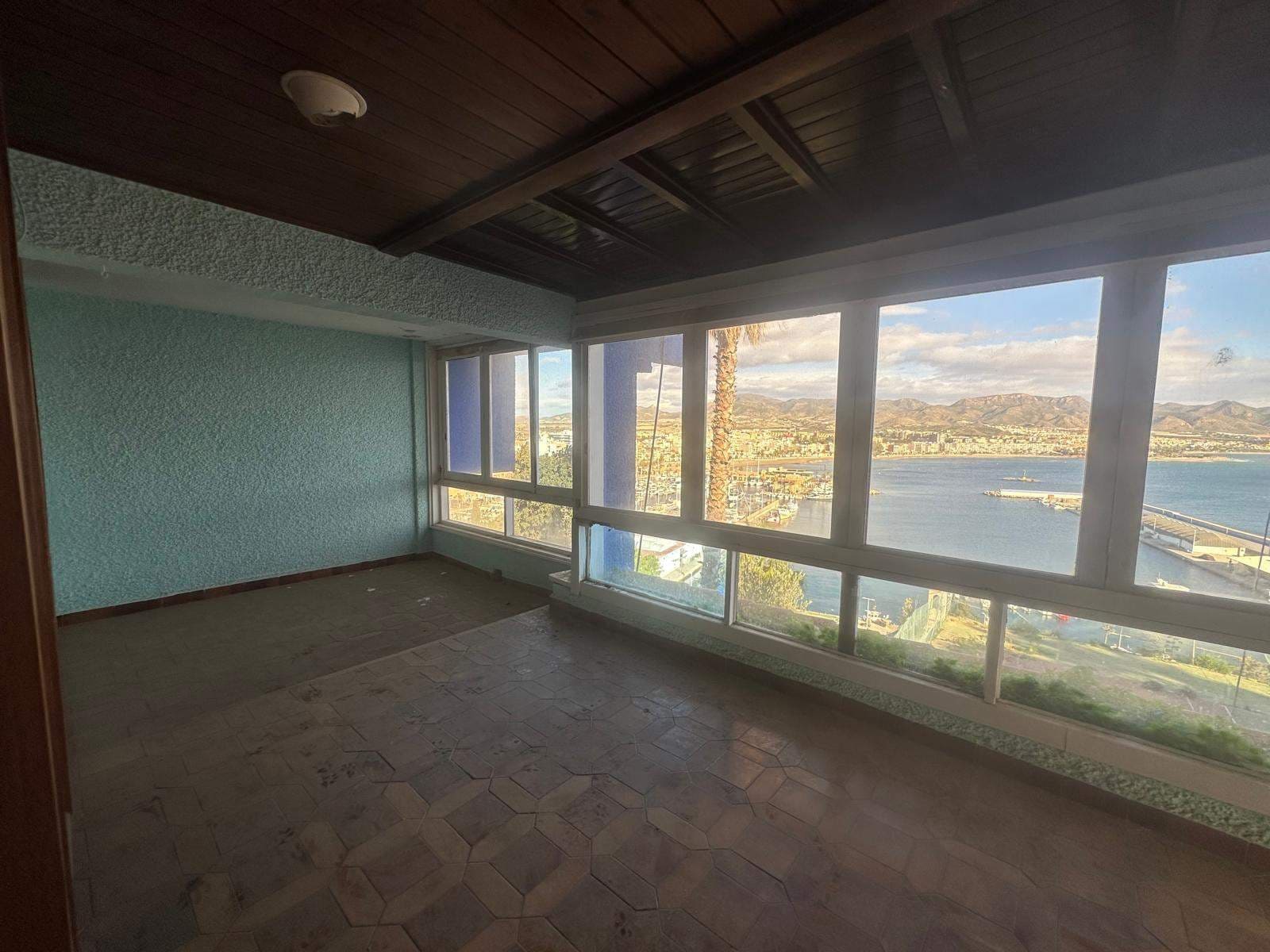 5 quarto Moradia para venda em Puerto de Mazarron - 699 900 € (Ref: 9004024)