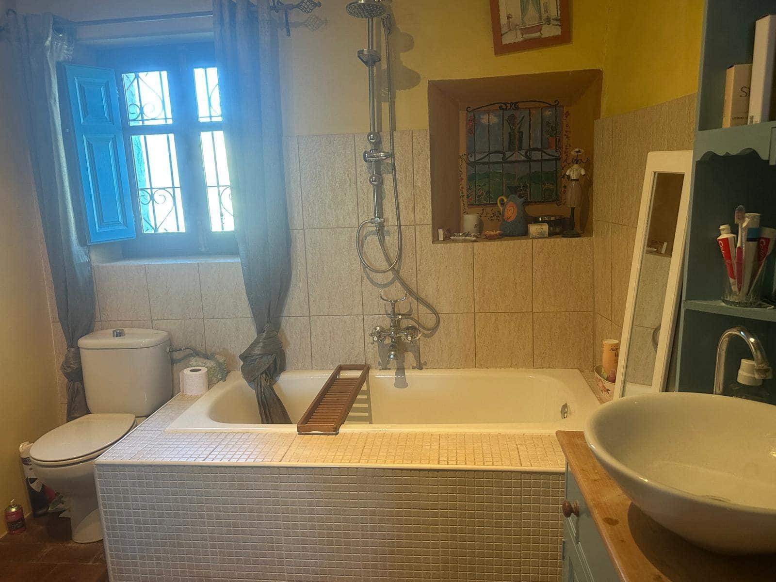 3 makuuhuone Maalaistalo myytävänä paikassa Leiva - 275 000 € (Ref: 9004025)