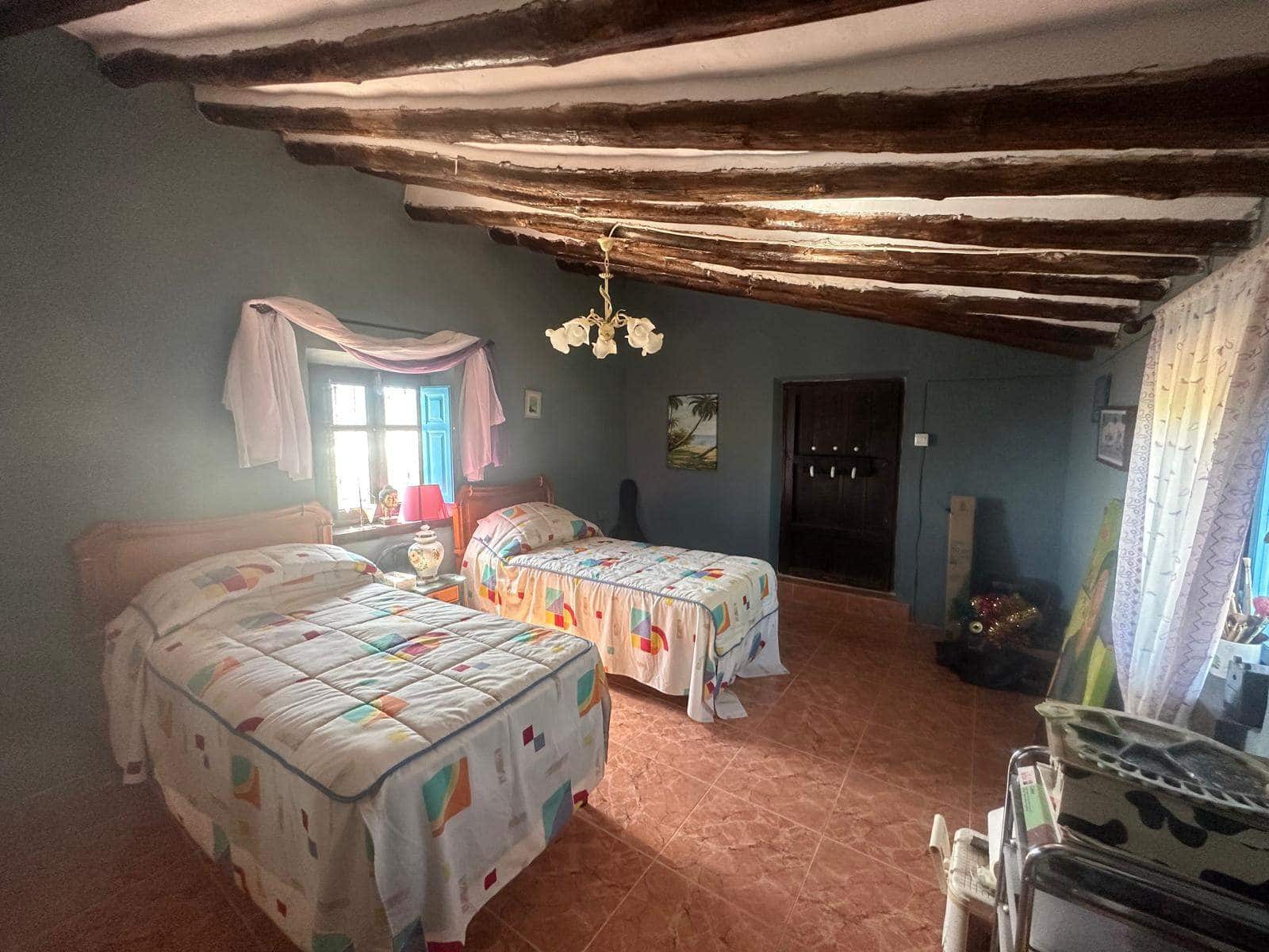 3 makuuhuone Maalaistalo myytävänä paikassa Leiva - 275 000 € (Ref: 9004025)