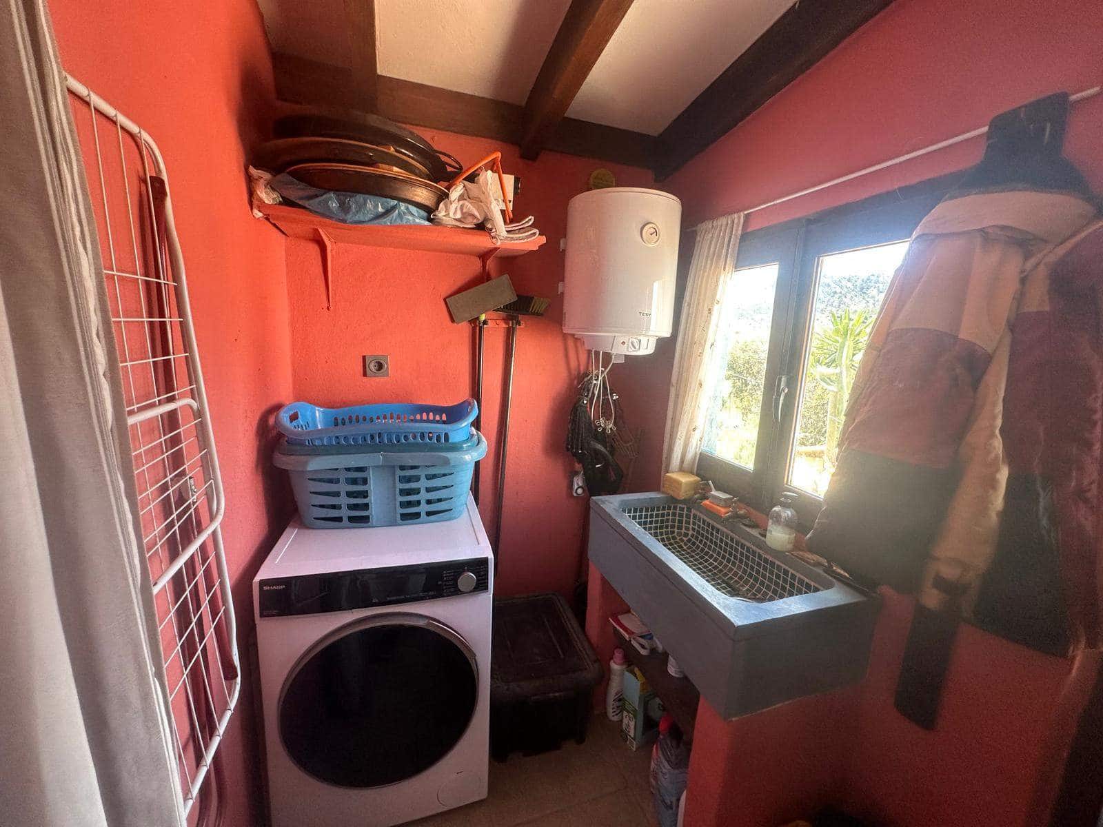 3 makuuhuone Maalaistalo myytävänä paikassa Leiva - 275 000 € (Ref: 9004025)