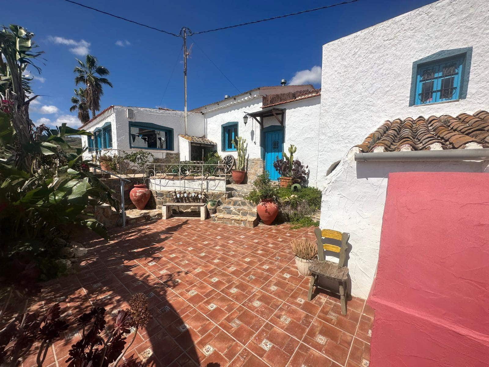 3 makuuhuone Maalaistalo myytävänä paikassa Leiva - 275 000 € (Ref: 9004025)