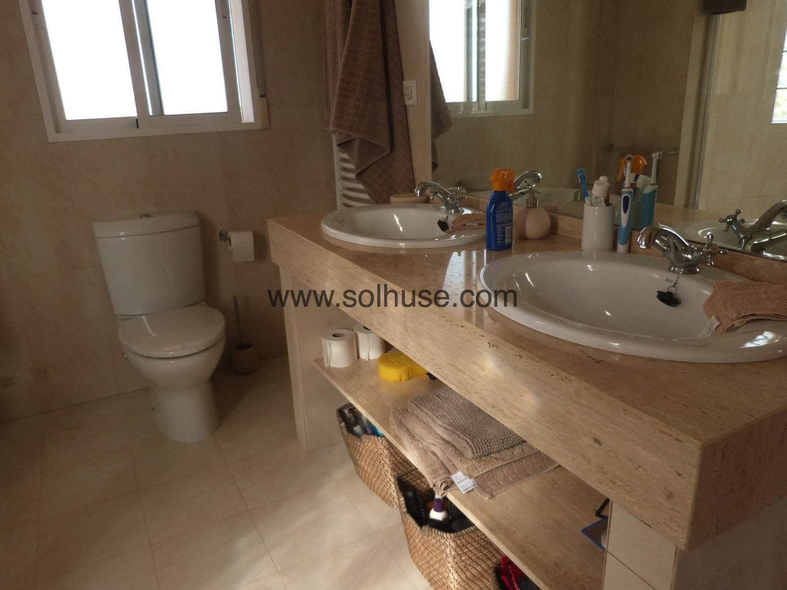 5 soveværelse Villa til salg i La Azohia med swimmingpool garage - € 750.000 (Ref: 9050542)