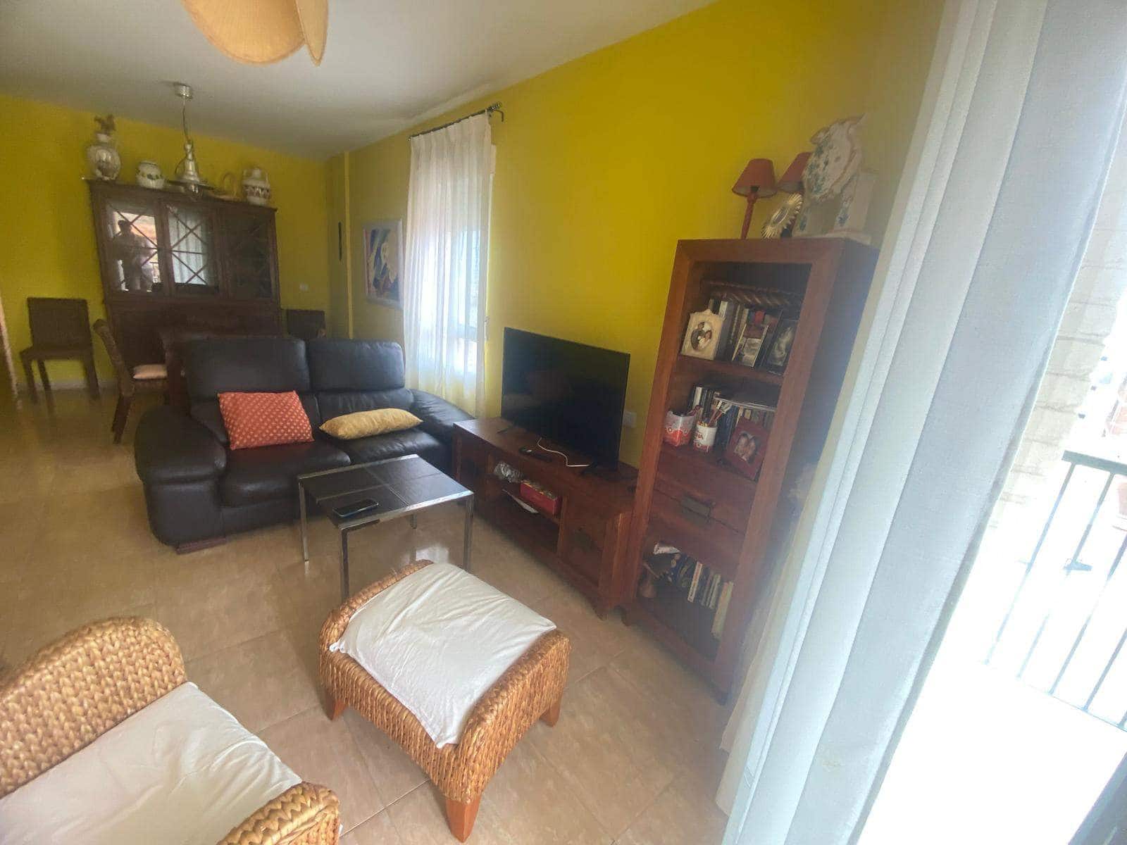 2 bedroom Apartment for sale in Puerto de Mazarron with garage - € 150,000 (Ref: 9162864)