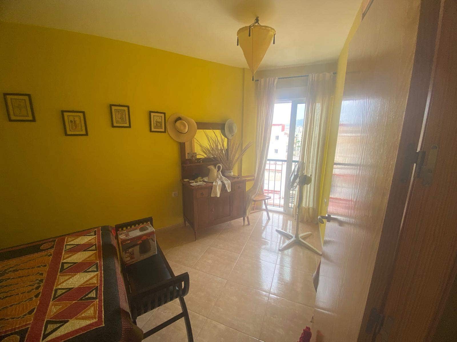 2 bedroom Apartment for sale in Puerto de Mazarron with garage - € 150,000 (Ref: 9162864)