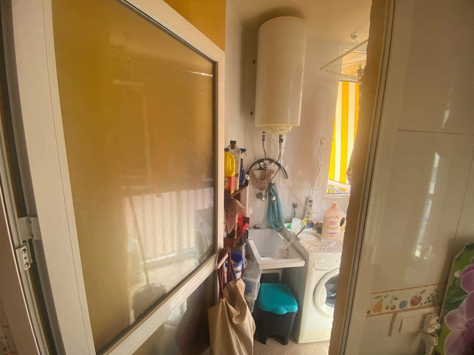 2 bedroom Apartment for sale in Puerto de Mazarron with garage - € 150,000 (Ref: 9162864)