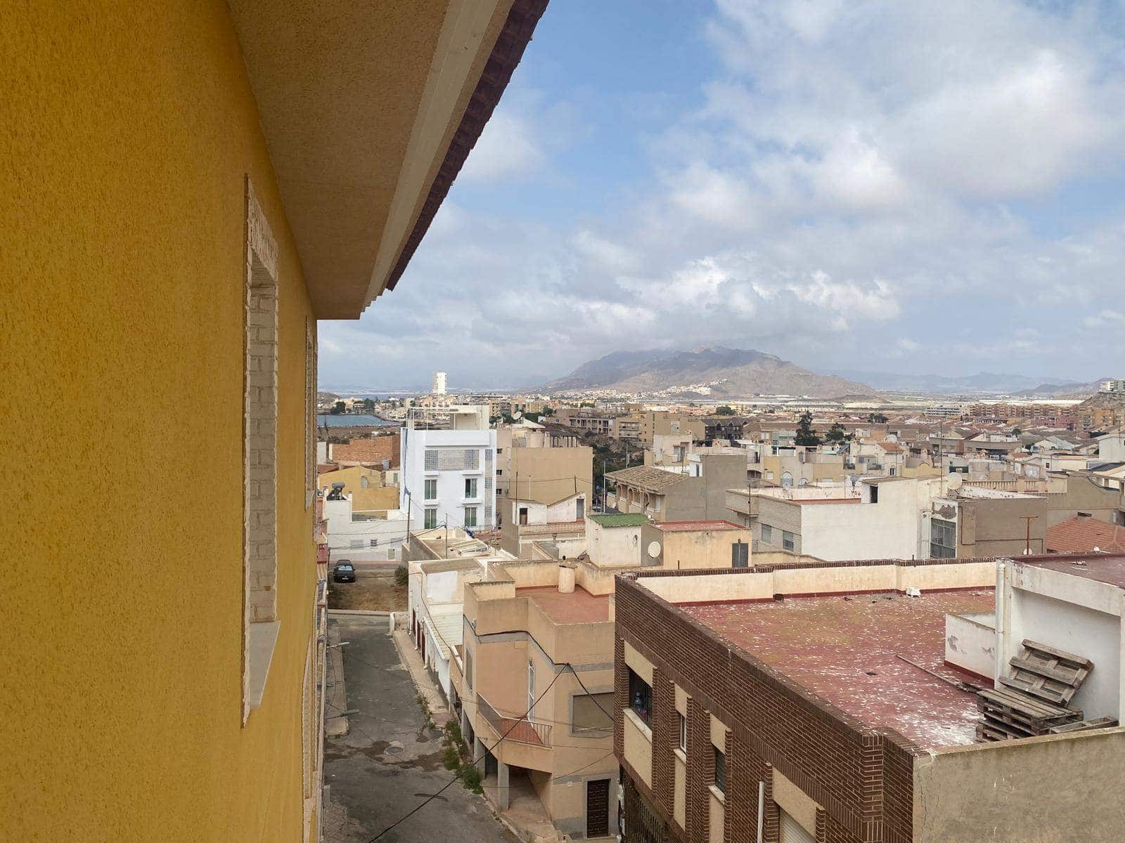 2 bedroom Apartment for sale in Puerto de Mazarron with garage - € 150,000 (Ref: 9162864)