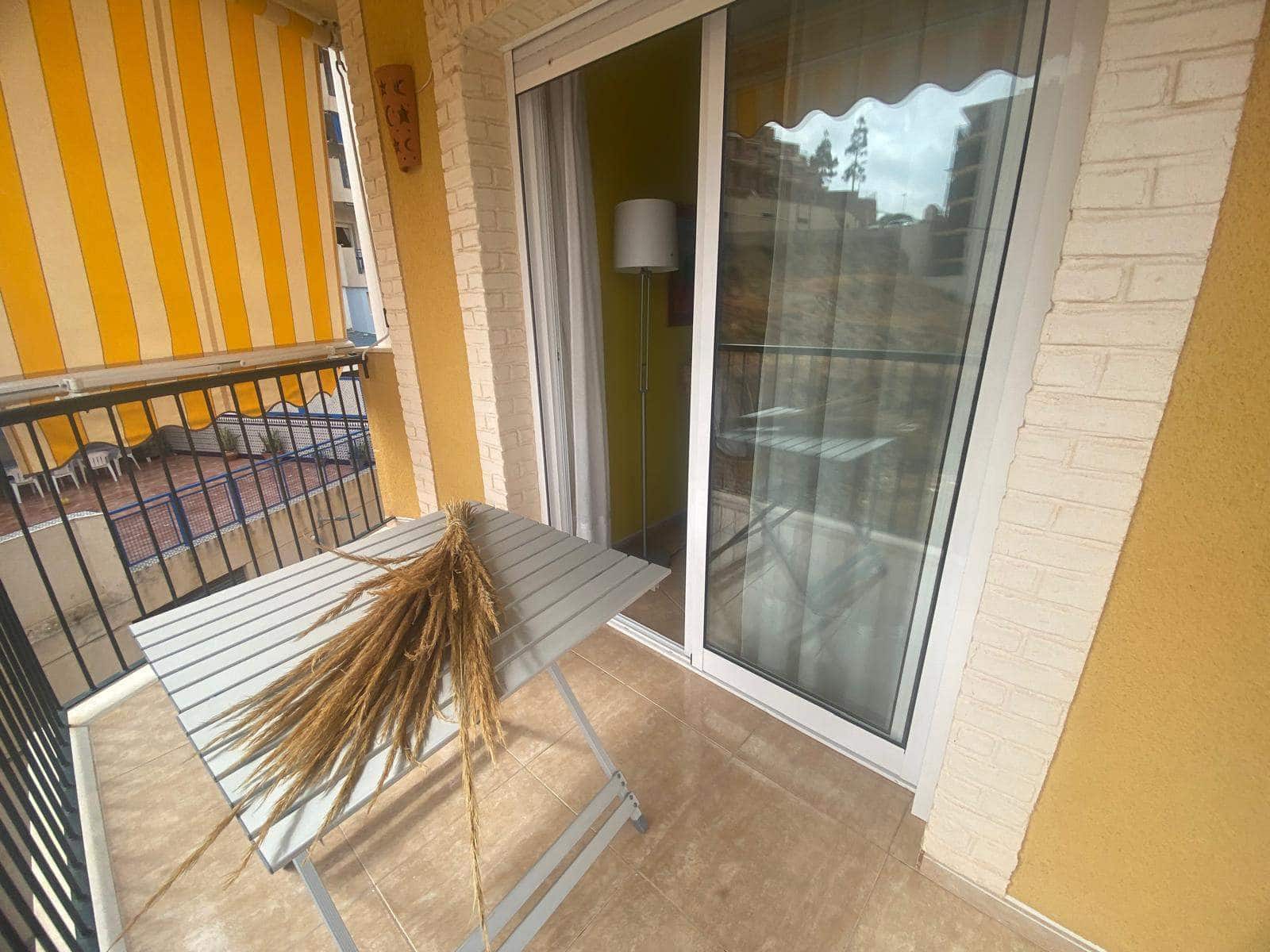 2 bedroom Apartment for sale in Puerto de Mazarron with garage - € 150,000 (Ref: 9162864)