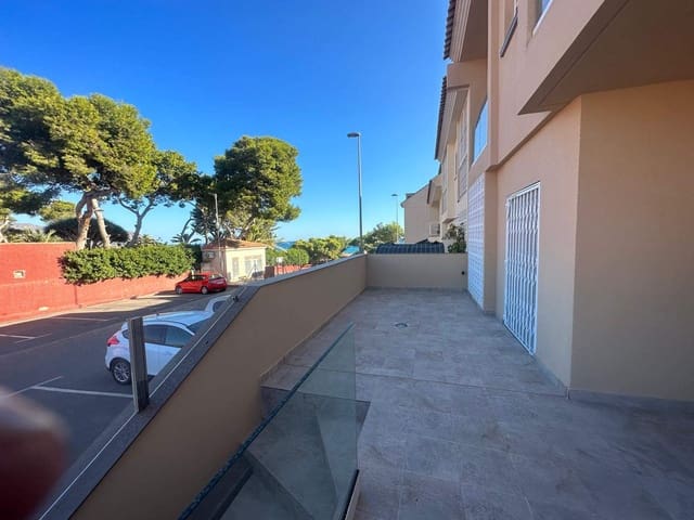 3 soveværelse Villa til salg i Isla Plana, Cartagena med swimmingpool garage - € 370.000 (Ref: 9227621)