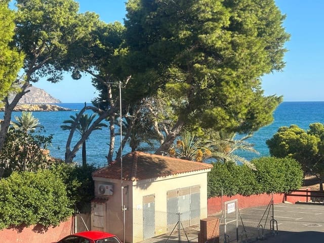 3 soveværelse Villa til salg i Isla Plana, Cartagena med swimmingpool garage - € 370.000 (Ref: 9227621)