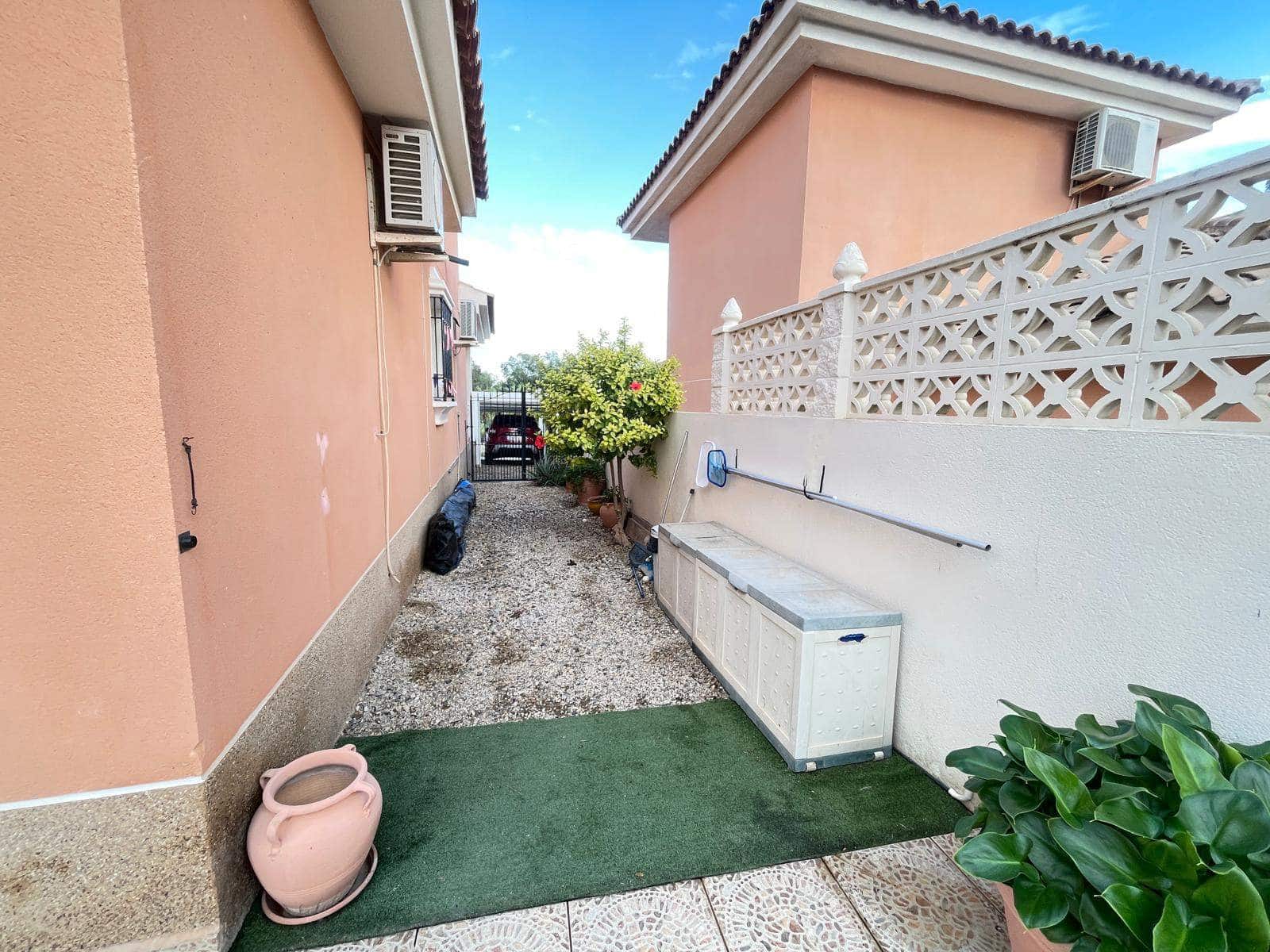 3 soverom Villa til salgs i La Majada med svømmebasseng - € 219 900 (Ref: 9345189)