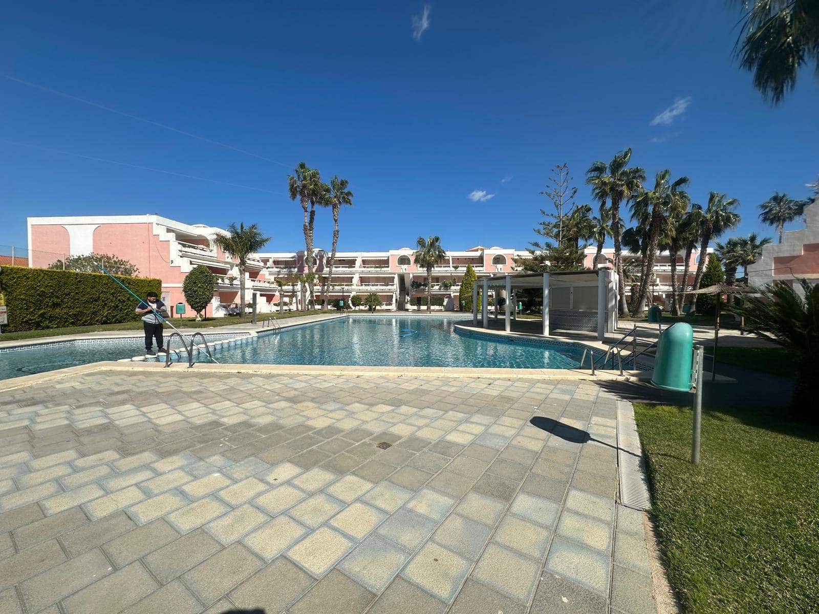 1 bedroom Commercial for sale in Puerto de Mazarron - € 220,000 (Ref: 9617138)