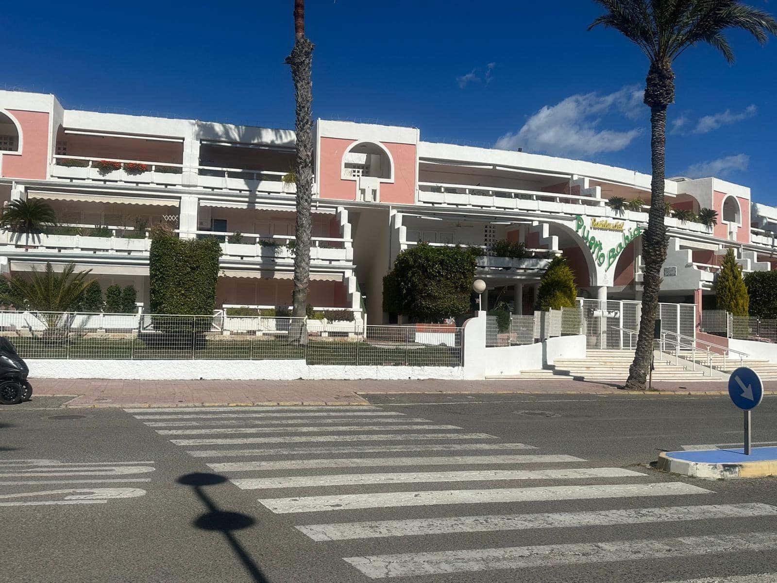 1 bedroom Commercial for sale in Puerto de Mazarron - € 220,000 (Ref: 9617138)