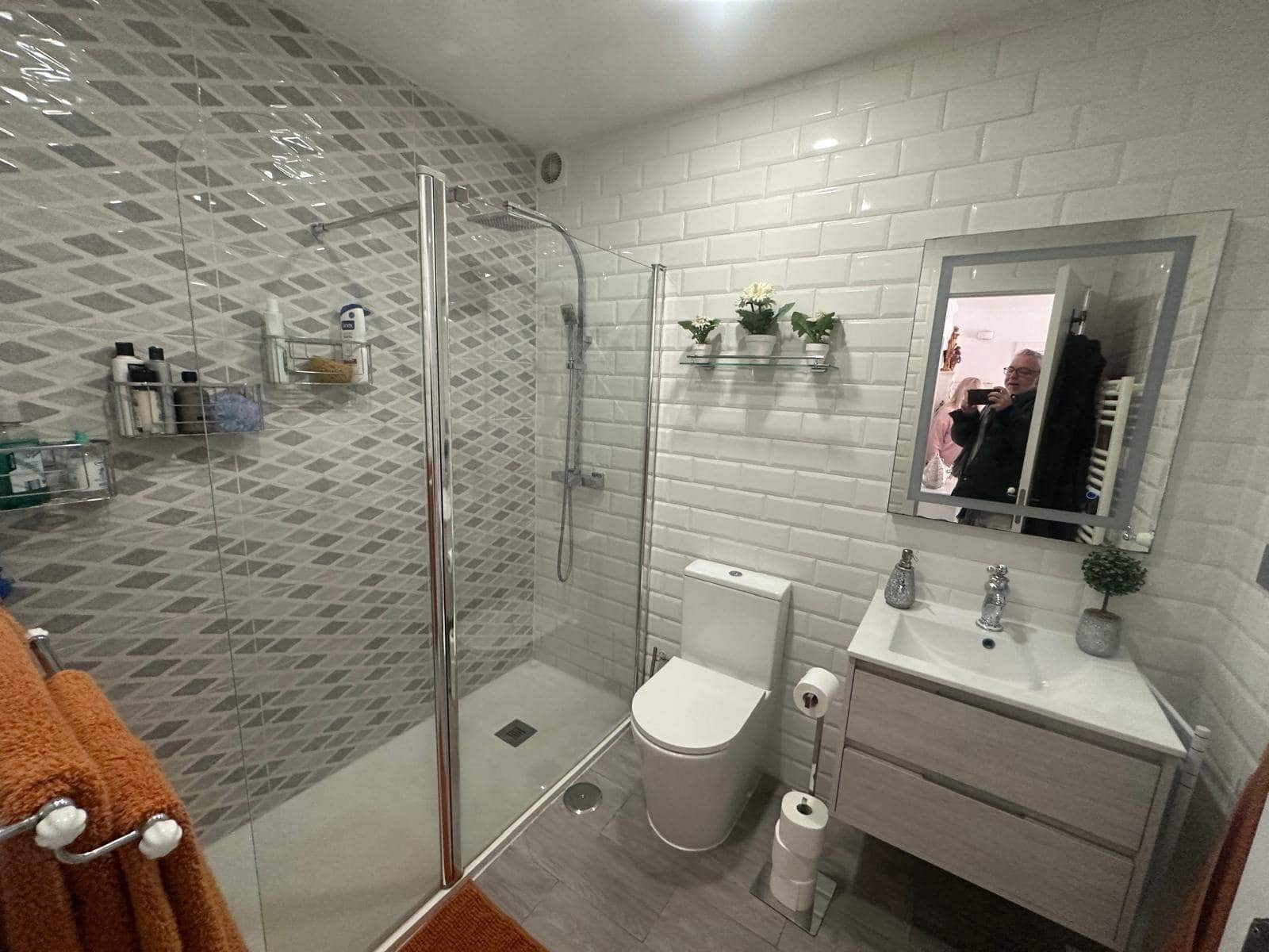 1 bedroom Commercial for sale in Puerto de Mazarron - € 220,000 (Ref: 9617138)