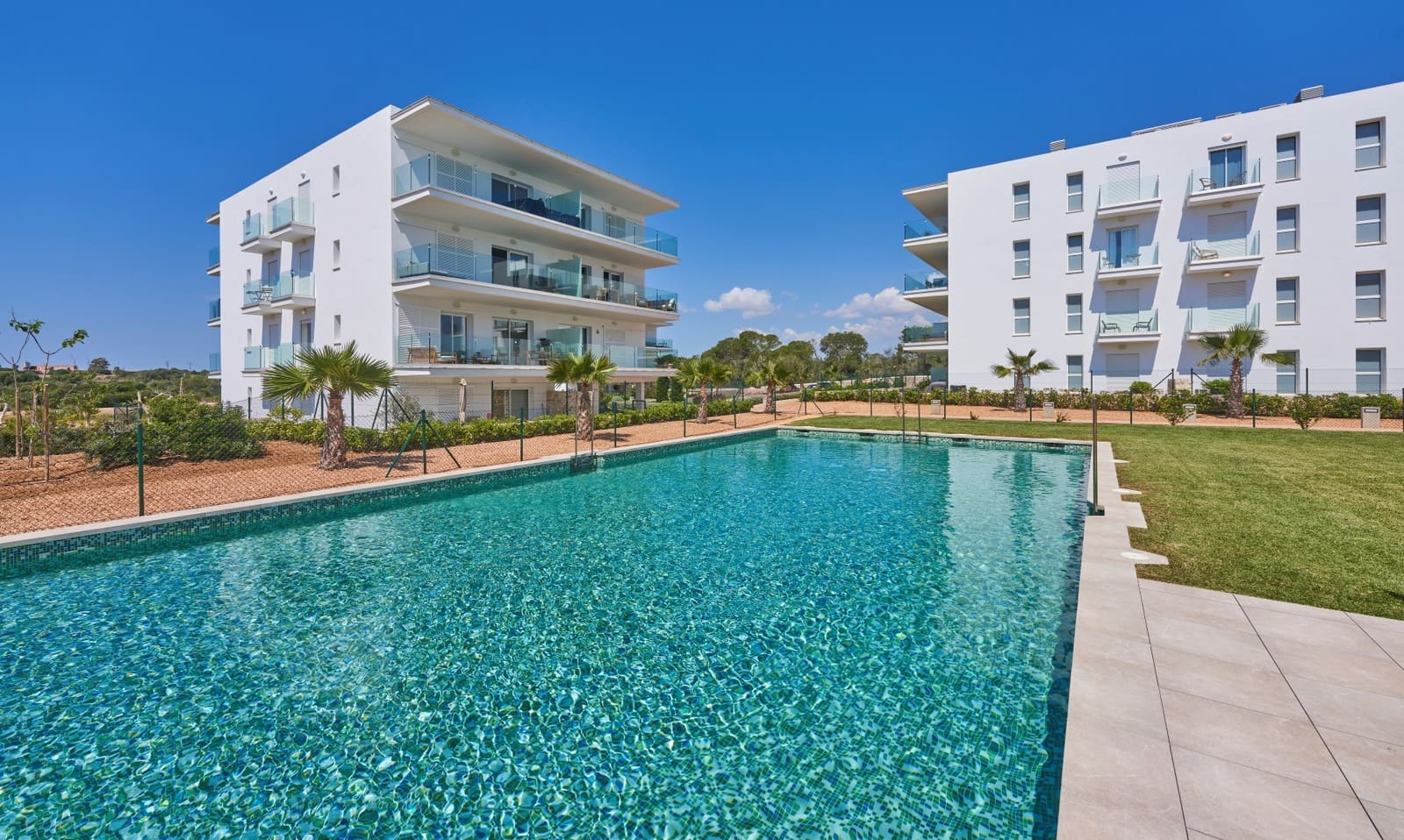 2 soveværelse Lejlighed til salg i Cala d'Or med swimmingpool garage - € 423.000 (Ref: 5292585)