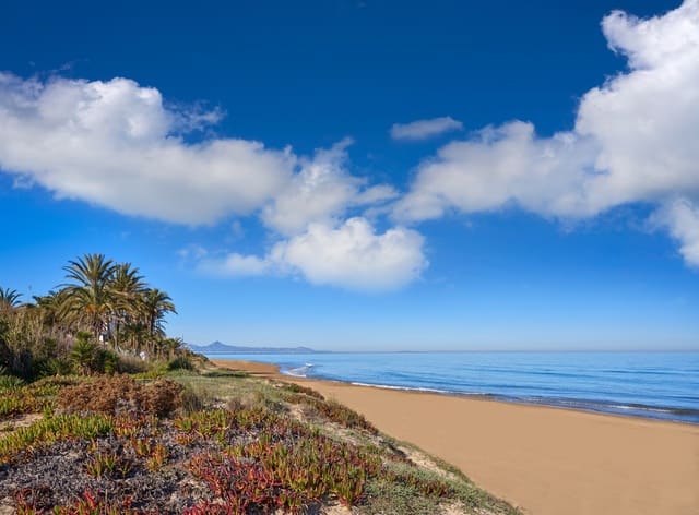 2 bedroom Apartment for sale in Dénia with pool garage - € 330,000 (Ref: 6780180)