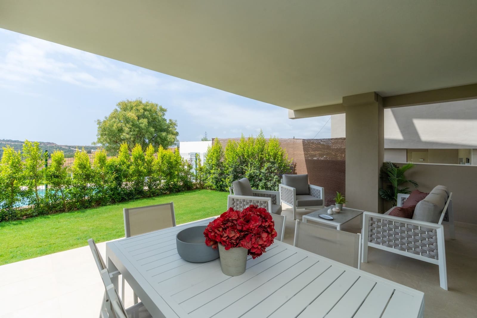 2 soveværelse Penthouse til salg i Estepona med swimmingpool garage - € 430.000 (Ref: 7074733)