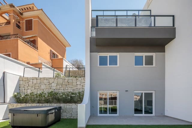 2 chambre Villa/Maison à vendre à Finestrat Pueblo, Finestrat avec piscine garage - 560 000 € (Ref: 7761104)
