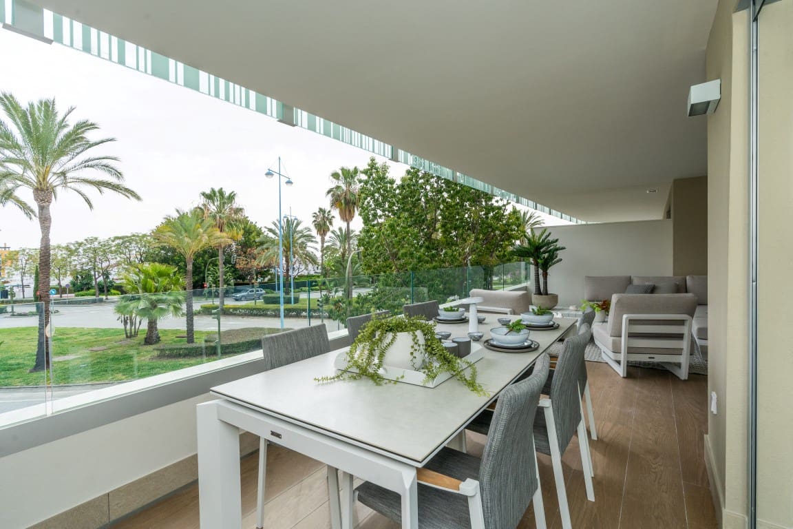 2 soveværelse Lejlighed til salg i San Pedro de Alcantara med swimmingpool garage - € 645.000 (Ref: 7784853)