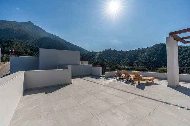 3 chambre Penthouse à vendre à Istán avec piscine garage - 580 000 € (Ref: 8254664)